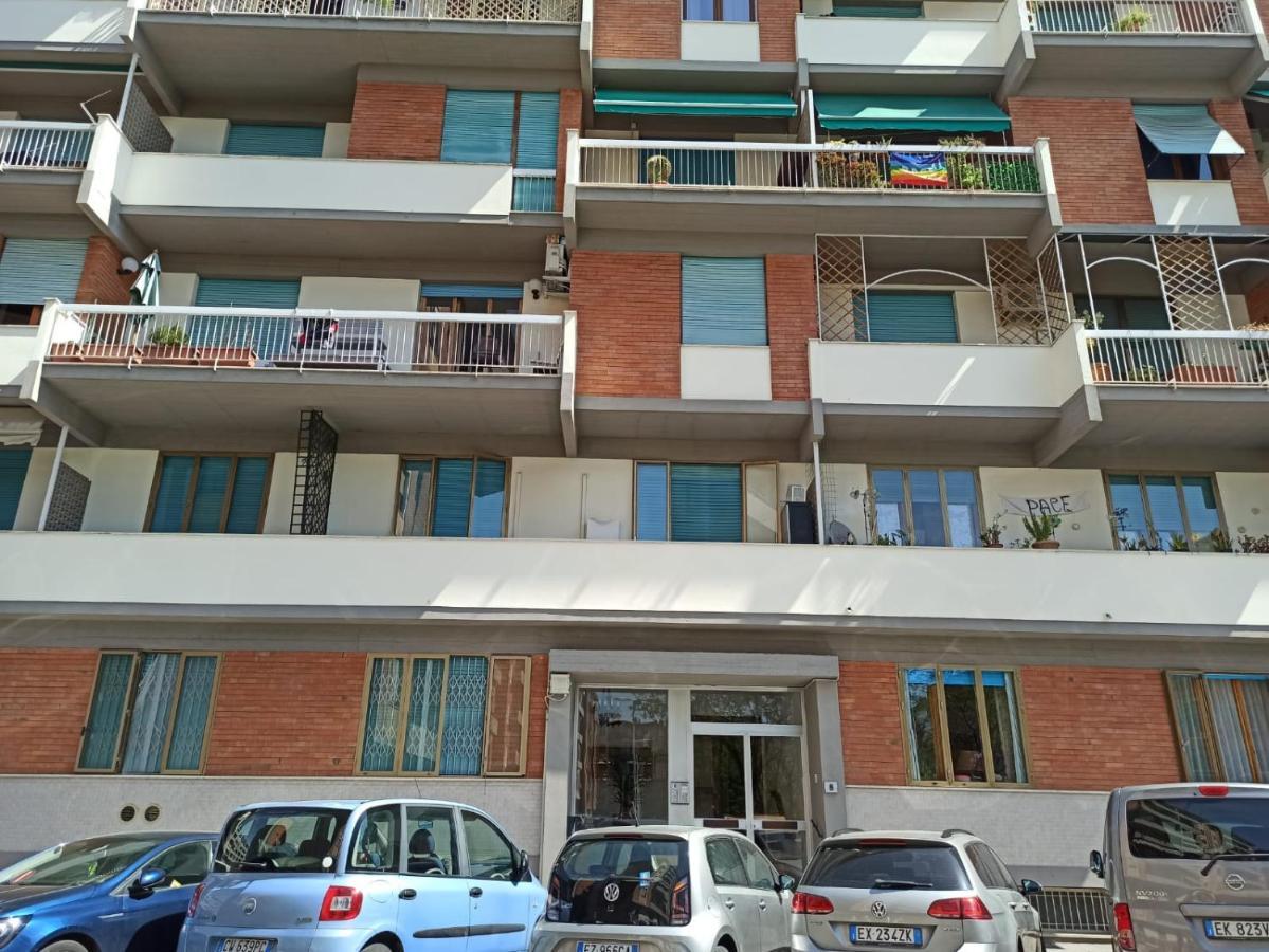 Casa Vacanze Giulia A Careggi Wi-Fi Lejlighed Firenze Eksteriør billede